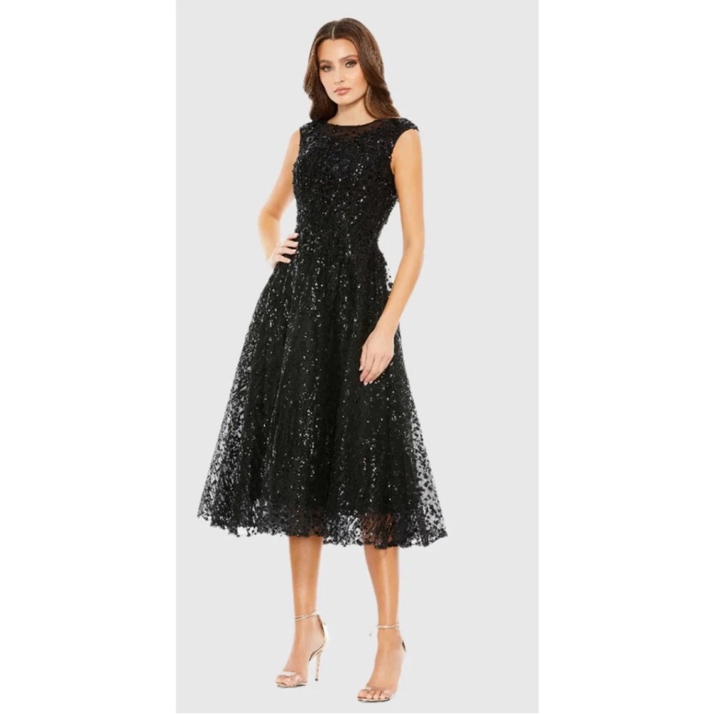 Mac Duggal Elegant Black Lace Midi Dress